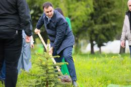 The delegation led by the president of (COP15) visited the nursery of "Hrazdan Forestry" the branch of "Hayantar" SNCO