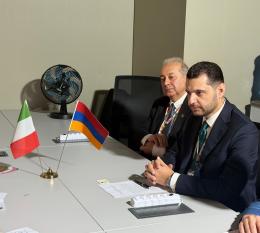 Շրջակա միջավայրի նախարար Համբարձում Մաթևոսյանը հանդիպում է ունեցել Իտալիայի շրջակա միջավայրի և էներգետիկ անվտանգության նախարար պարոն Գիլբերտո Պիկետտո Ֆրատինի հետ