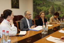 Minister of Environment Hakob Simidyan met a delegation headed by the World Bank's Regional Director for Sustainable Development of Europe and Central Asia Sameh Vahba