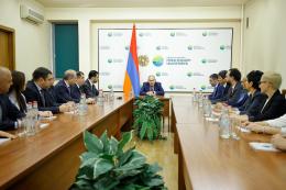 Премьер-министр представил новоназначенного министра окружающей среды Амбарцума Матевосяна