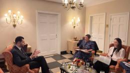 Նյու Յորք աշխատանքային այցի շրջանակում նախարար Համբարձում Մաթևոսյանը հանդիպել է Միացյալ Թագավորության Խորհրդարանական փոխպետքարտուղար, Բնության նախարար Մերի Գրեգի հետ