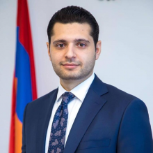 АМБАРДЗУМ МАТЕВОСЯН