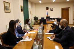 Minister of Environment Hakob Simidyan met the delegation headed by Ambassador Extraordinary and Plenipotentiary of Lithuania to Armenia Inga Stanite-Tolochkiene