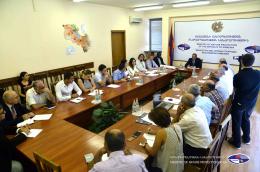 Դեսպանի հետ ձեռք բերված պայմանավորվածություններից հետո սեղմ ժամկետում Հայաստան են ժամանել Միացյալ Նահանգների անտառային ծառայության մասնագետները