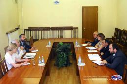  ՀՀ բնապահպանության նախարար Արծվիկ Մինասյանը հանդիպել է դեսպան Պյոտր Սվիտալսկու ղեկավարած պատվիրակության հետ