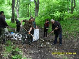 «Մաքուր Հայաստան» ծրագրի  շրջանակներում մաքրման աշխատանքներ են արվել ՀՀ բնապահպանության նախարարության աշխատակազմի  տարածքային բոլոր ստորաբաժանումների կողմից
