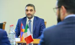 Министр окружающей среды Акоп Симидян принял Чрезвычайного и полномочного посла Итальянской Республики в Республике Армения Алессандро Ферранти