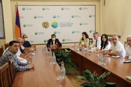 Շրջակա միջավայրի նախարար Ռոմանոս Պետրոսյանի մոտ «Դիլիջան» ազգային պարկի վերջին շրջանի գործունեության վերաբերյալ ընդլայնված աշխատանքային խորհրդակցություն է տեղի ունեցել