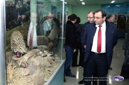 Министр охраны природы Арцвик Минасян посетил отдельные подразделения аппарата министрерства и действующие в системе ГНКО  