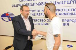 ՀՀ բնապահպանության նախարարը հանդիպել է Գոշ լճի խնդրով մտահոգ քաղաքացիներին և ԶԼՄ-ների ներկայացուցիչներին